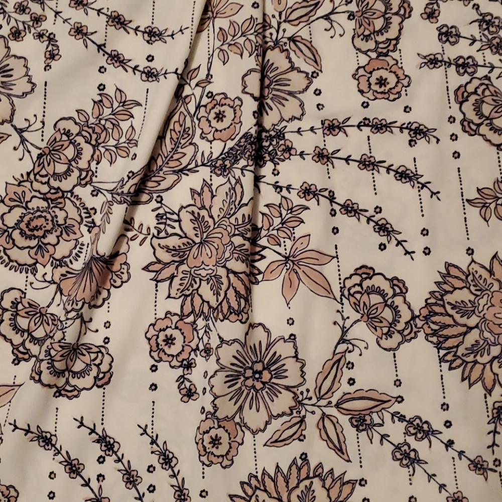 *FINAL SALE* TH sleeveless top - Picture 2 of 6